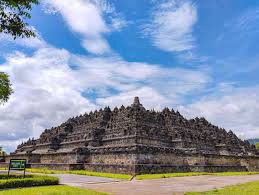 Candi Borobudur Heritage Tour